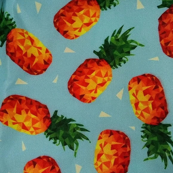 Men's Hawaiian Pineapple Swim Trunks - Picture 4 of 4